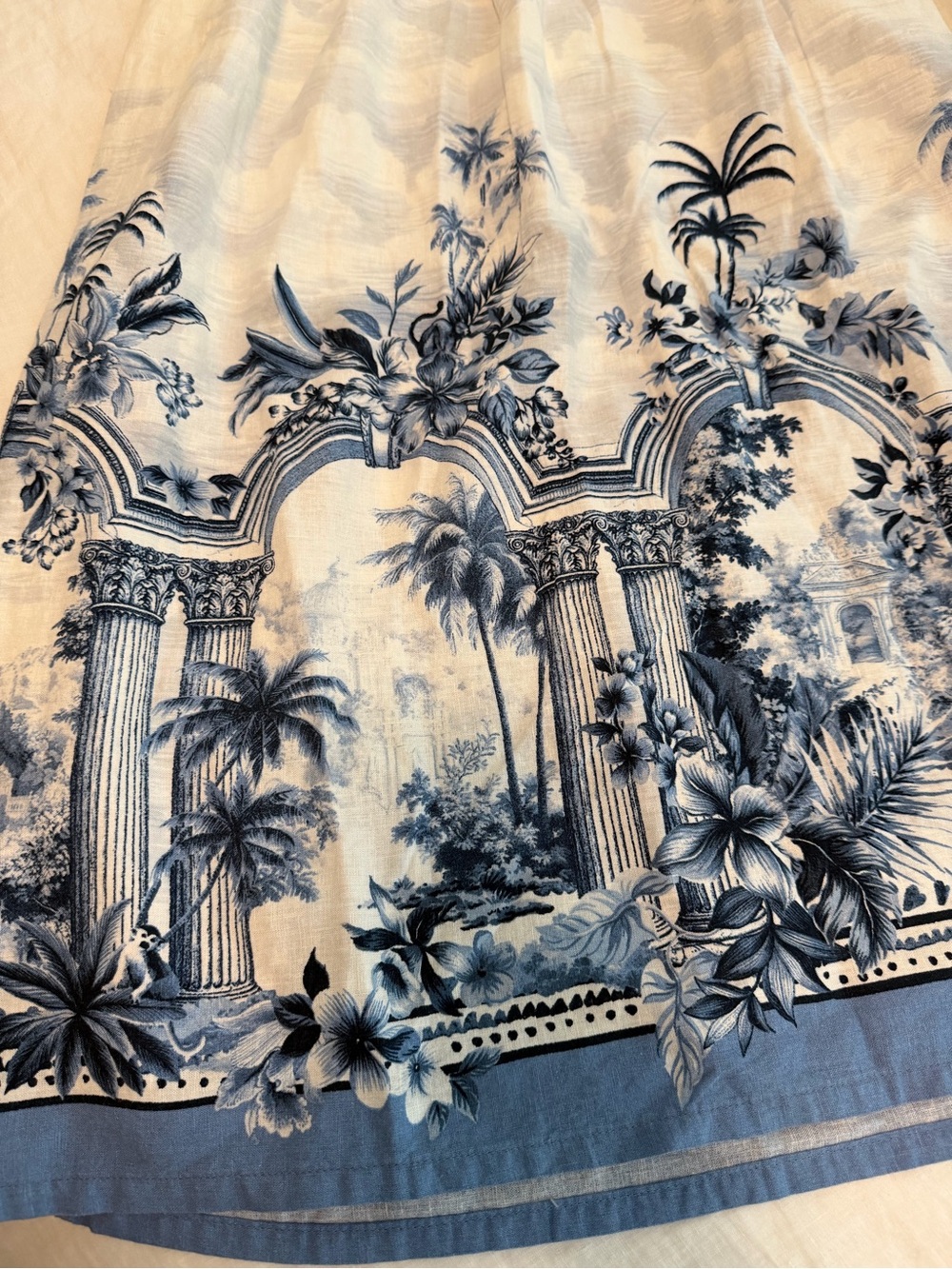 Rachel Zoe White Maxi Skirt with Blue Scenic Border Print - Picture 2 of 7